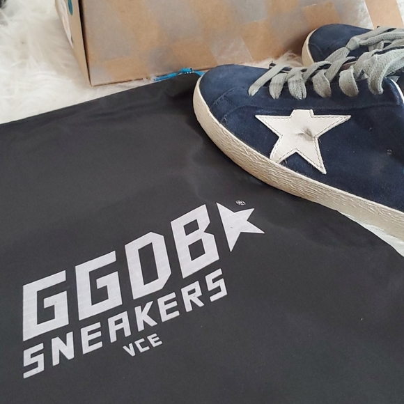 Golden Goose Sneakers - Picture 5 of 12